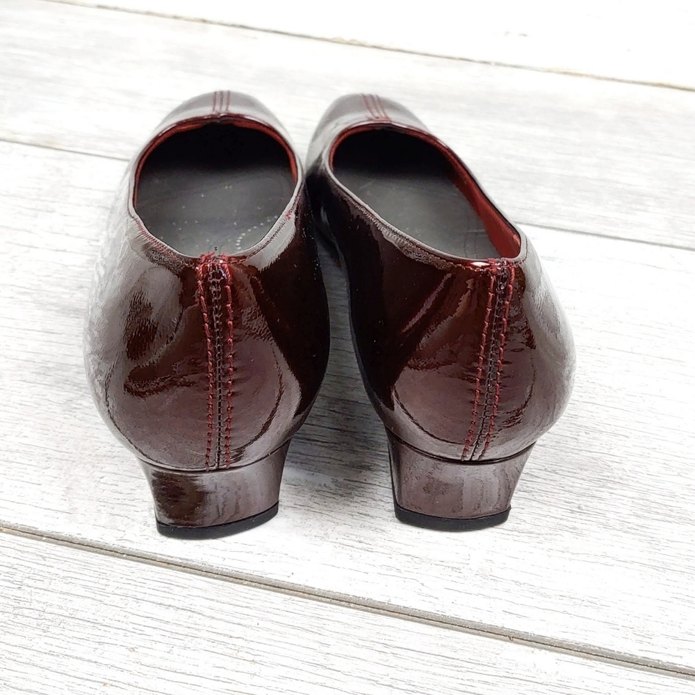 NEW TROTTERS DORIS METALLIC BURGUNDY HEEL PUMPS - Picture 6 of 8